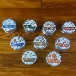 Mindware Putty Scents- New wrapped in plastic